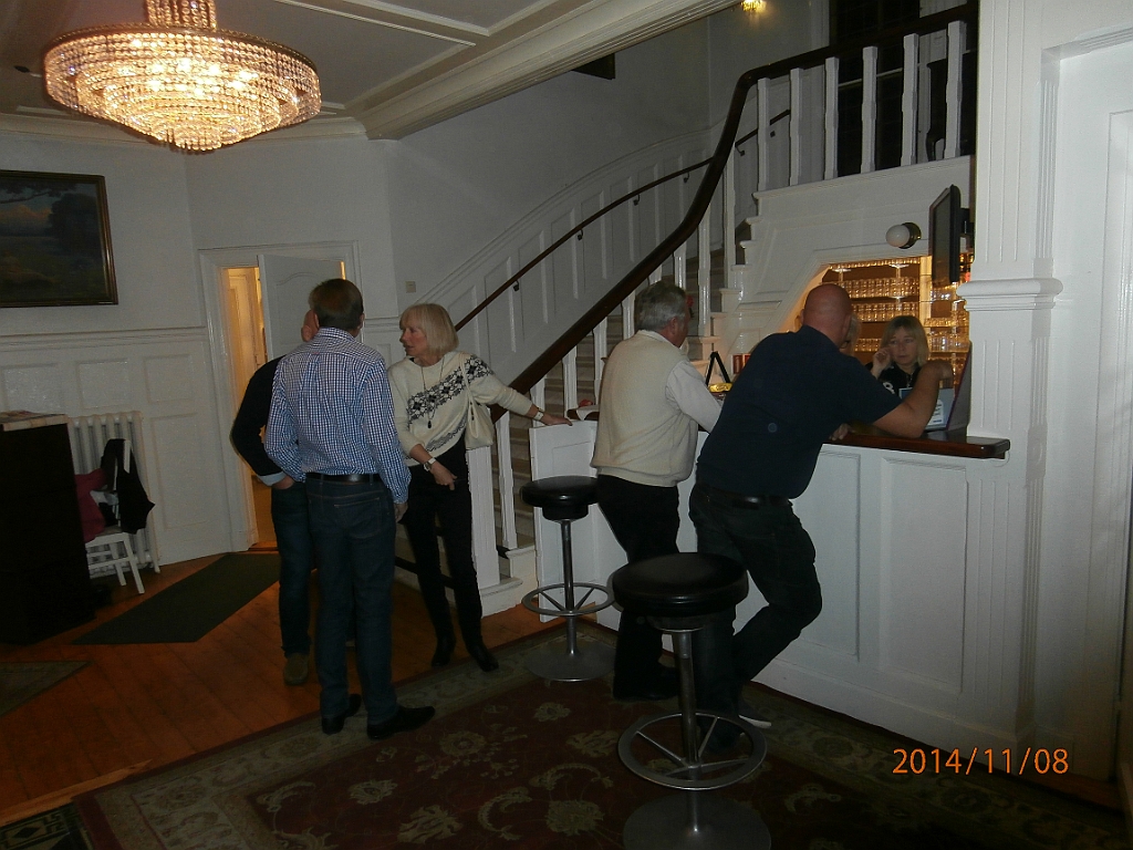 PB080094